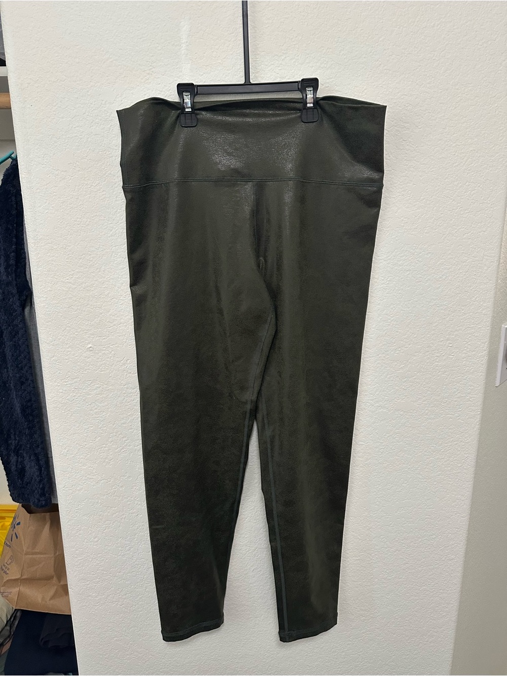 Aerie Offline Faux Leather Leggings